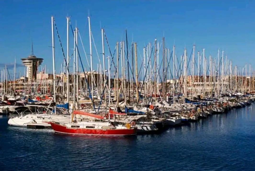 Appartement 1ere Ligne Piscine Terrasse Au Bord De La Front De Avec 6 Vélos Palavas-les-Flots